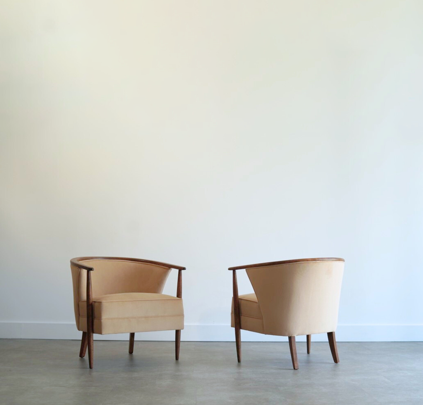 Set of Exposed Walnut Framework Barrel Lounge Chairs, C. 1950s
