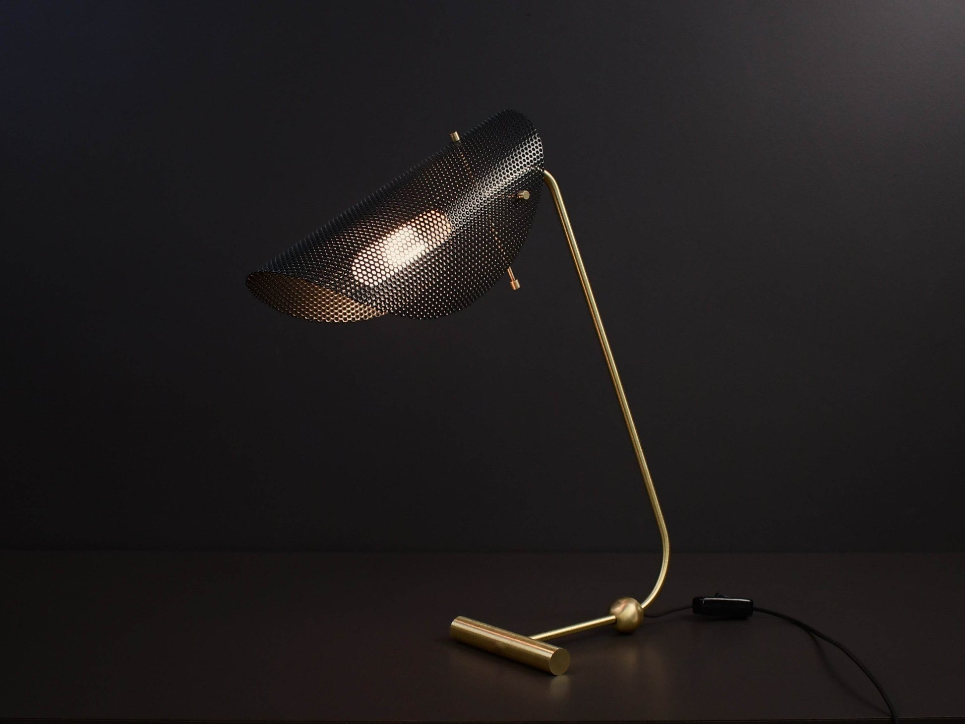 Tulle Table Lamp (Natural Brass, Black)