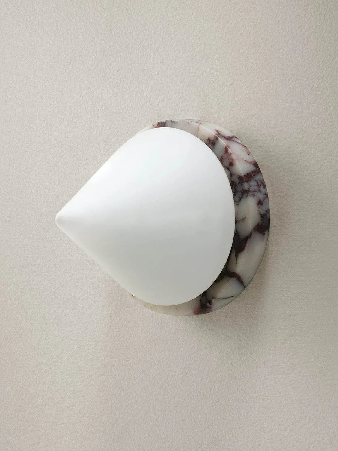 Jett (Calacatta Marble)