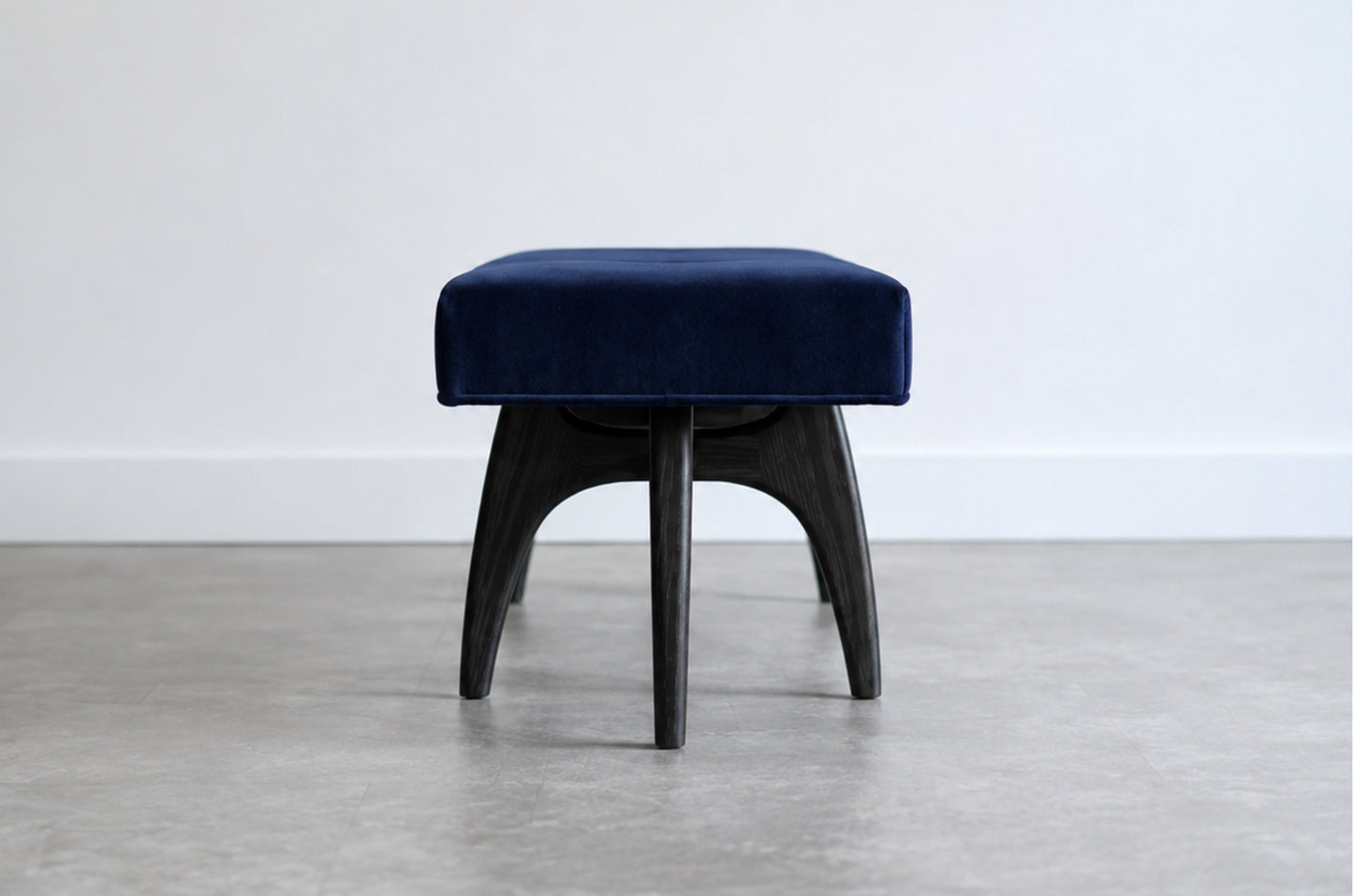 Odyssey Bench Series 60 in Blackout Oak