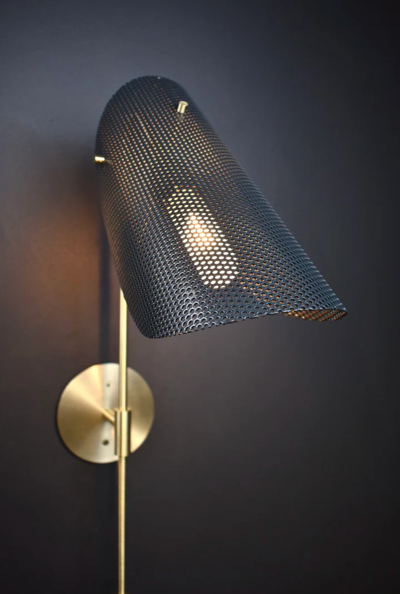 Tulle Wall Lamp