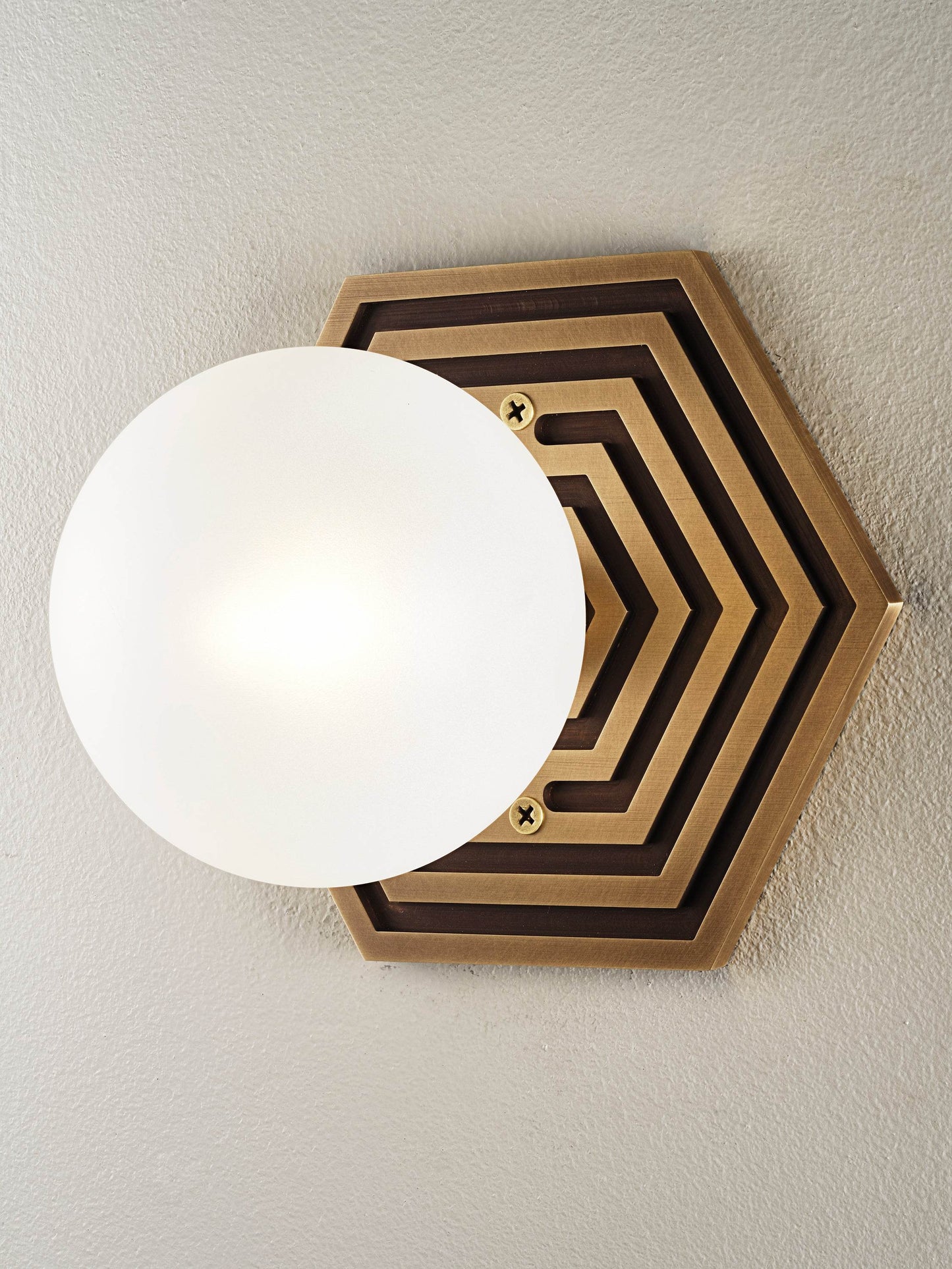 Mira Hex (Natural Brass)