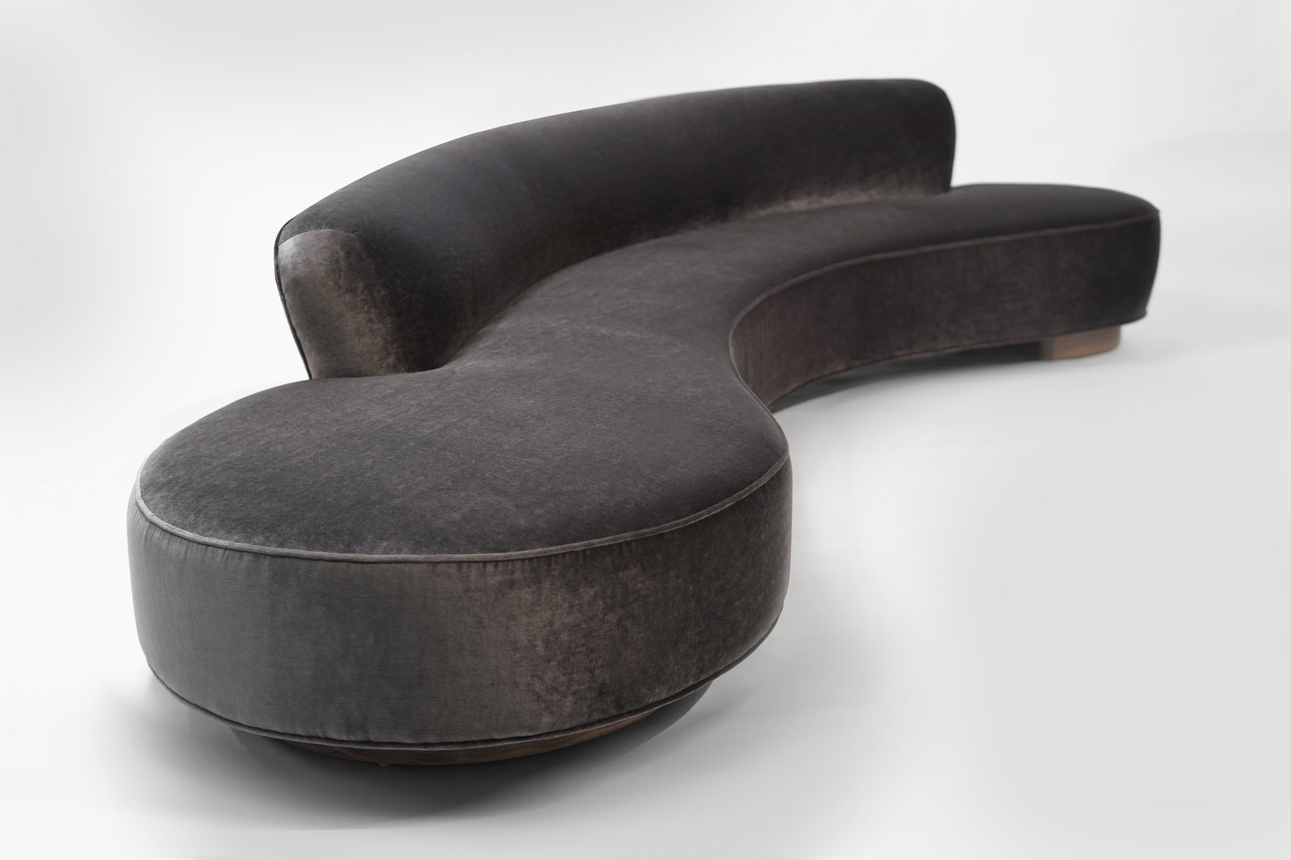 Serpentine Sofa by Vladimir Kagan in Mohair, Model 150BS, 2000s