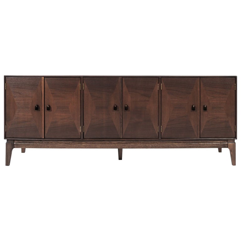 Mid-Century Modern Low Profile Credenza in Walnut, circa 1950s