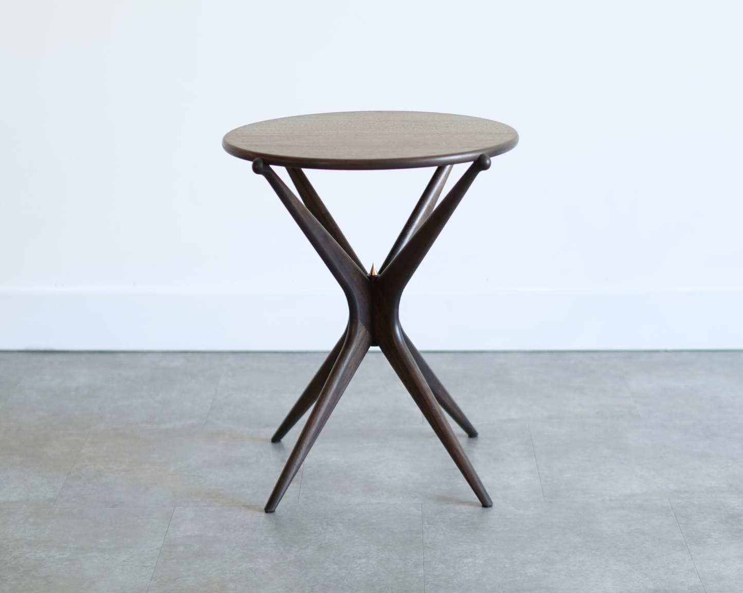 Gazelle End Table Grande