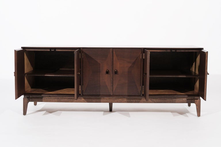 Mid-Century Modern Low Profile Credenza in Walnut, circa 1950s