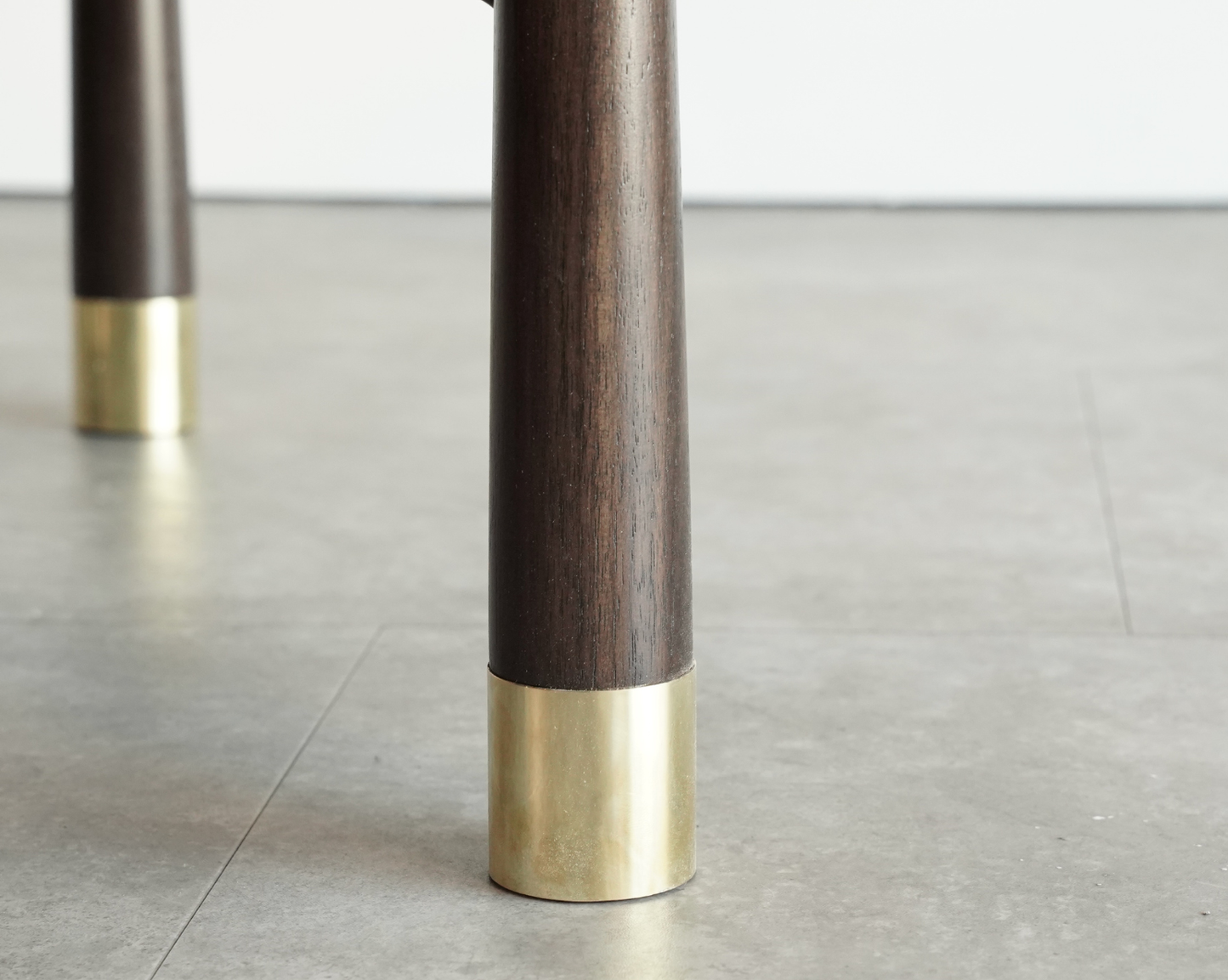 Medallion Coffee Table in Espresso Walnut