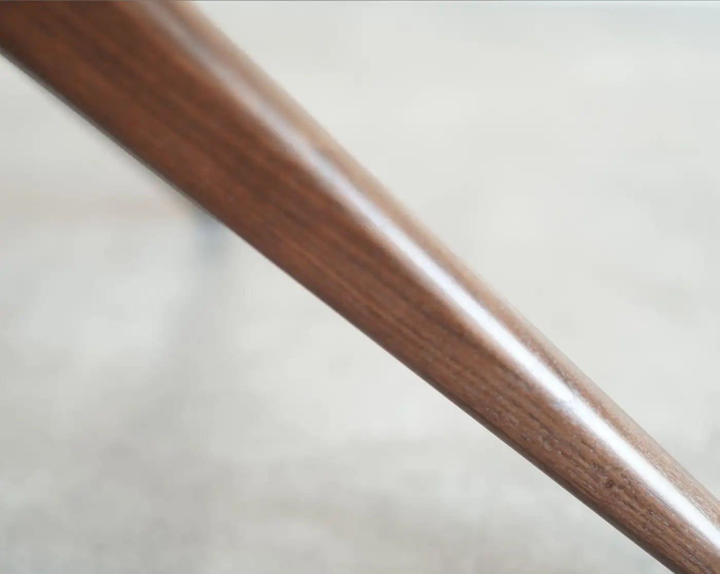 Gazelle Dining Table Series 48 in Special Walnut