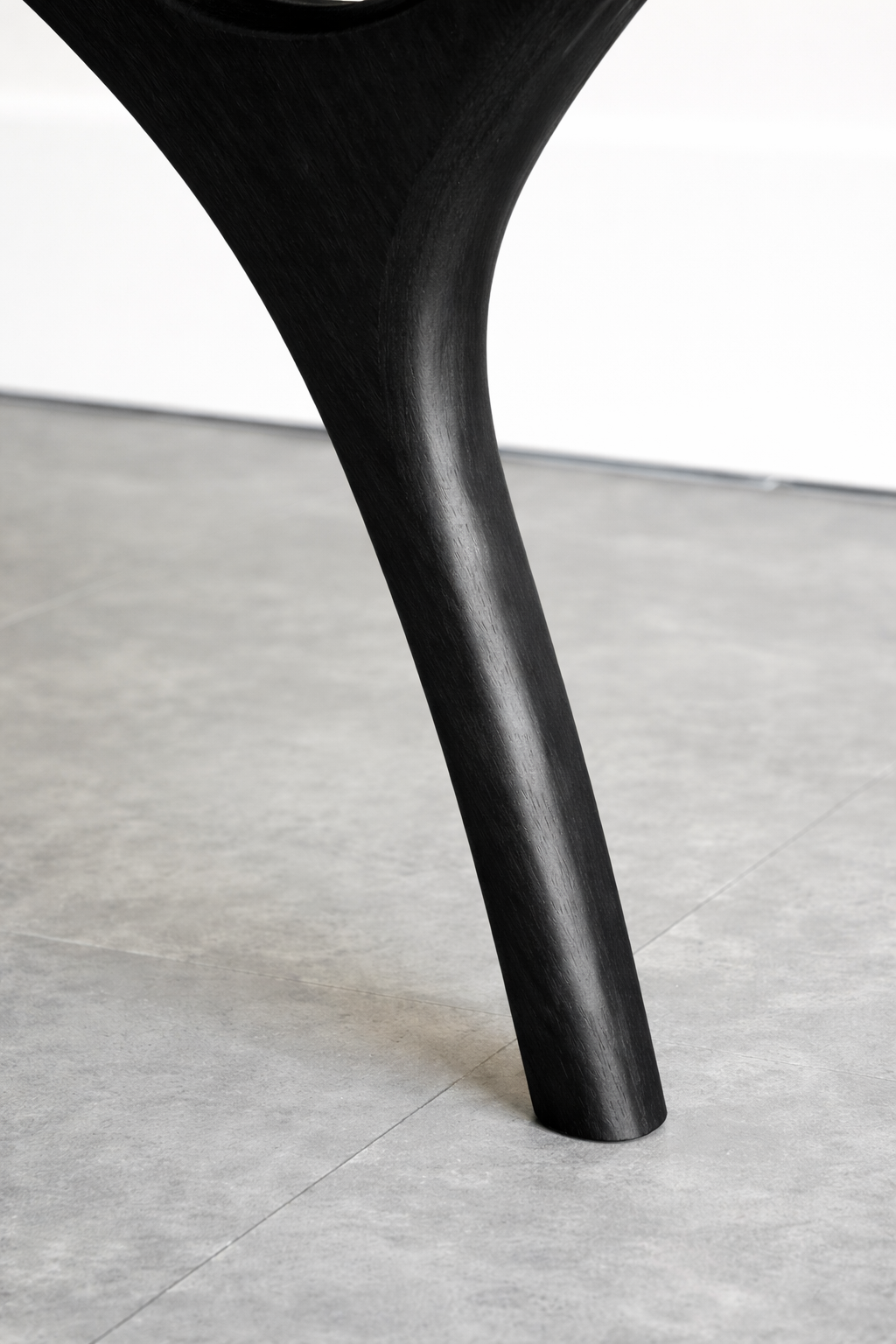 Crescent Bench Series 60 in Blackout Oak
