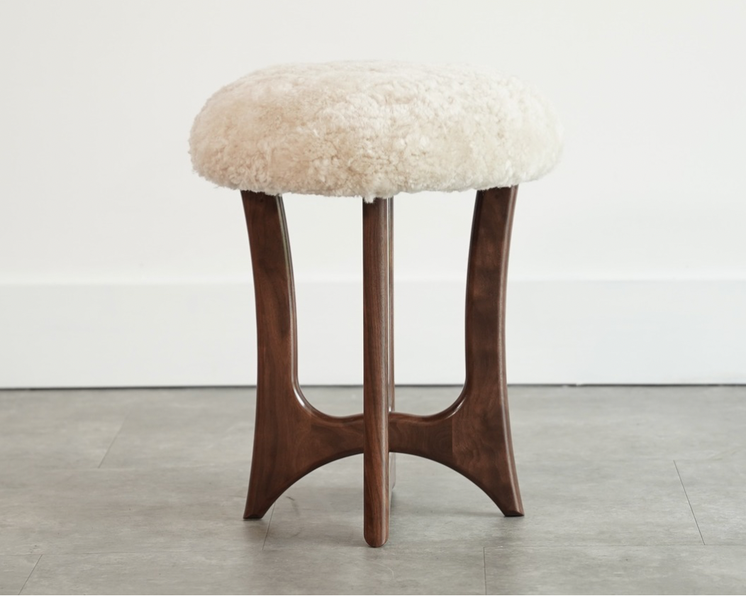 FORMA Stool in Special Walnut and Shearling