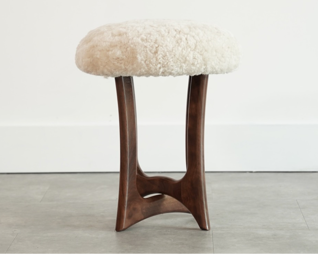 FORMA Stool in Special Walnut and Shearling