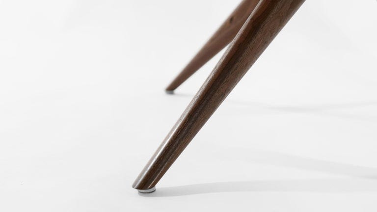 Gazelle Dining Table Series 48 in Special Walnut