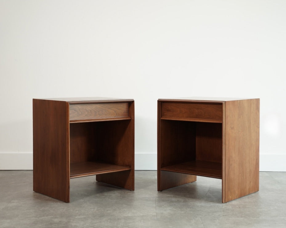 Walnut Thin Line Nighstands by T.H. Robsjohn-Gibbings, C. 1950s