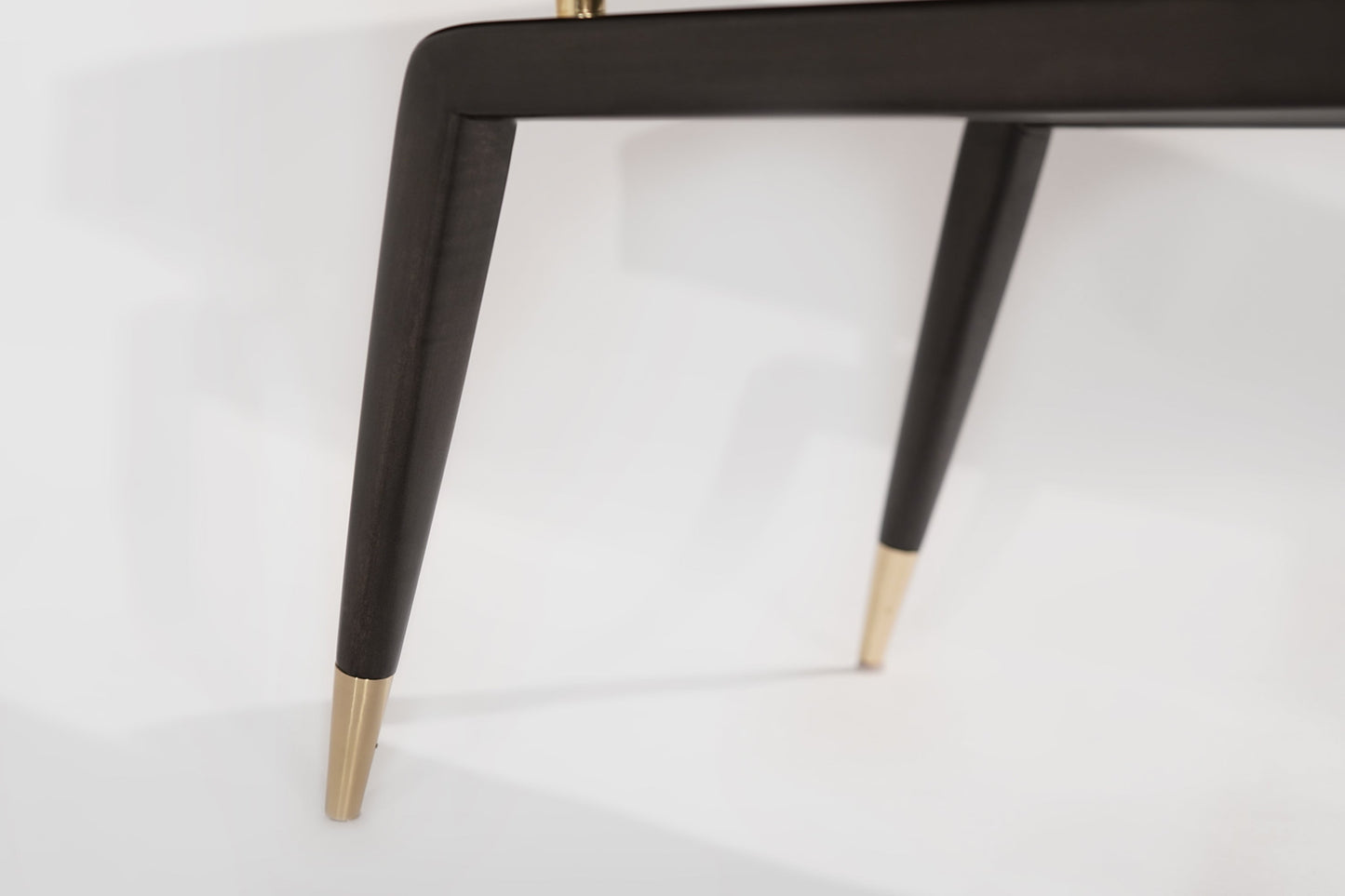 GIO Bench Series 60 in Espresso