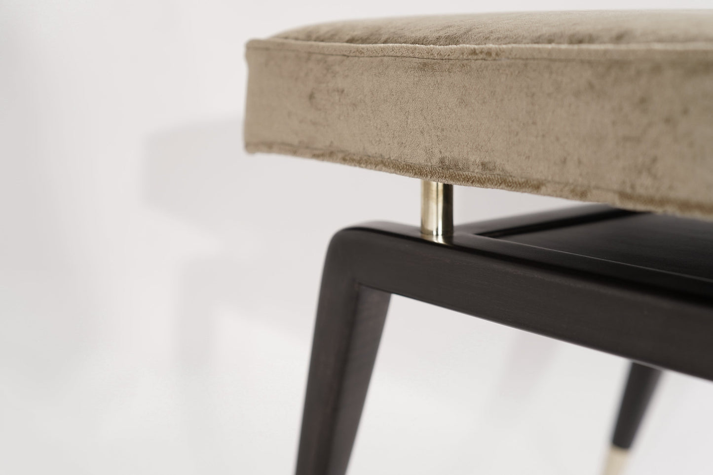 GIO Bench Series 60 in Espresso