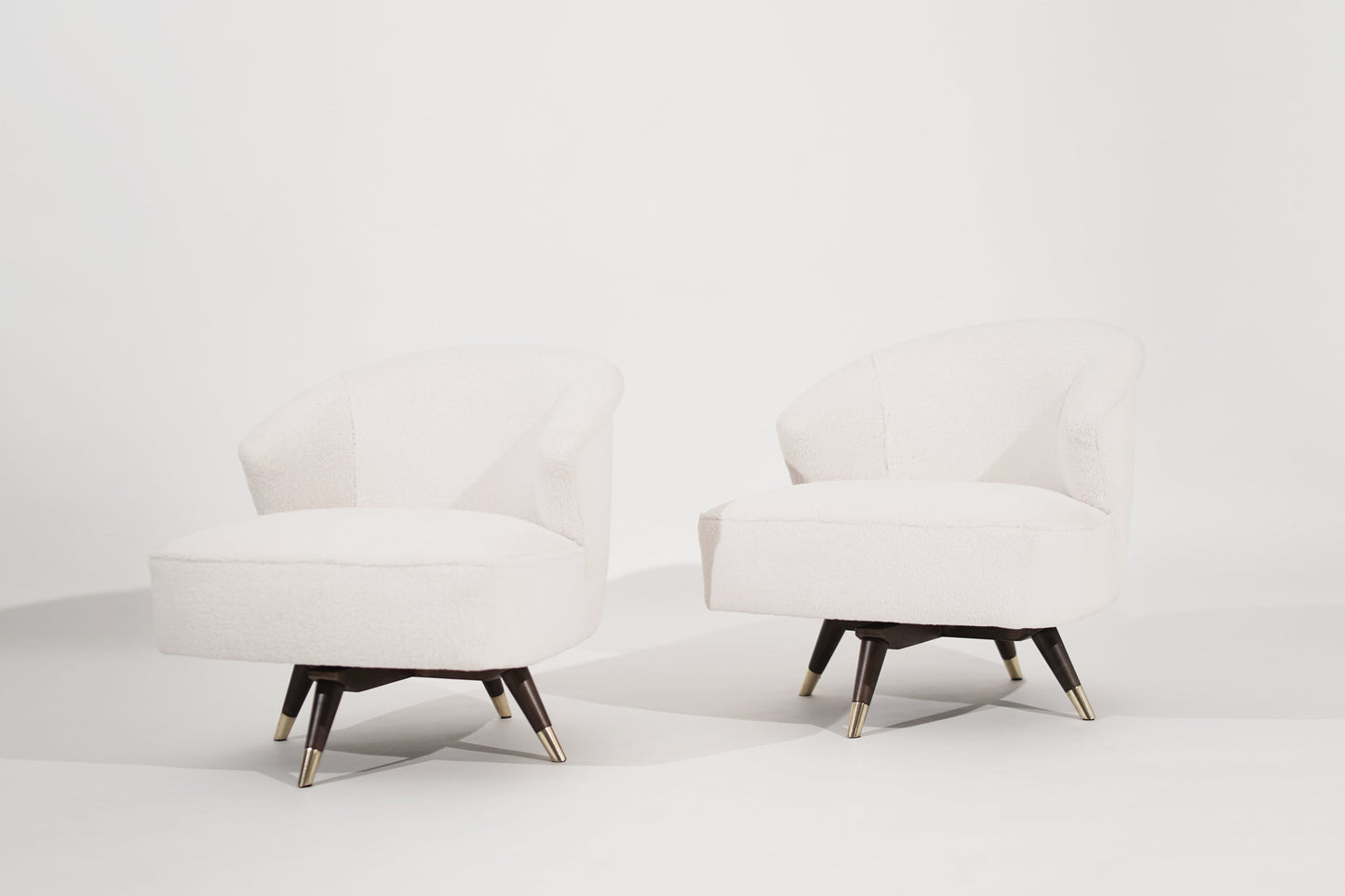 Set of Mid-Century Modern Swivel Chairs in Bouclé, circa 1950s