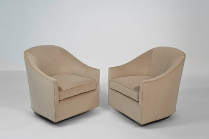 Milo Baughman Swivel Chais on Bronze Supports, C. 1970s