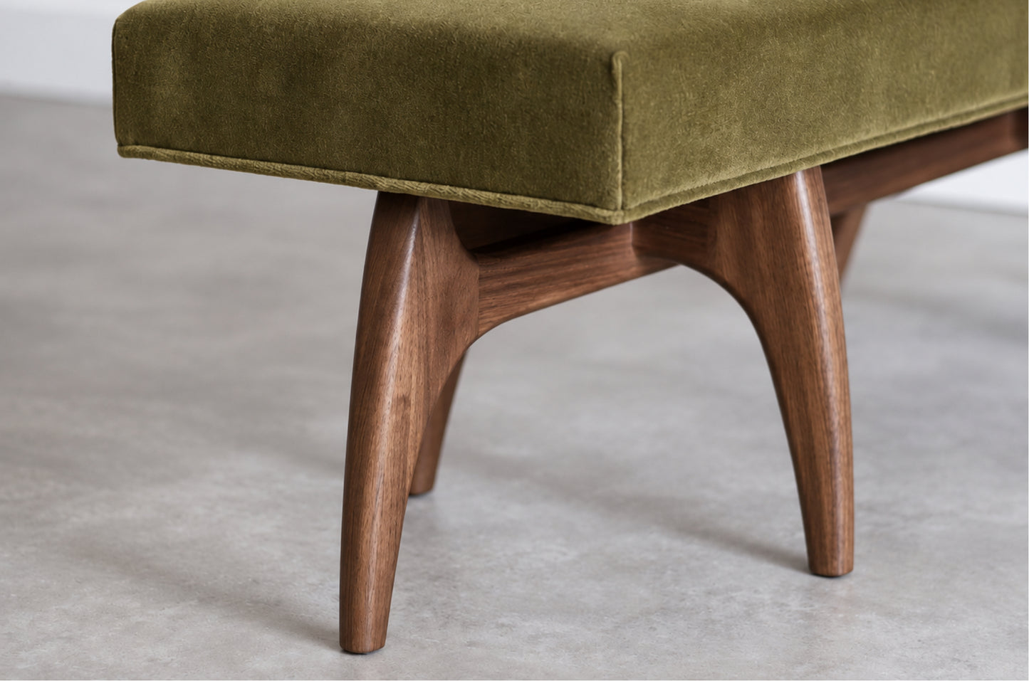 Odyssey Bench Series 96 in Special Walnut